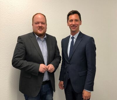 Landratskandidat Andreas Hundhausen (links) im Gespräch mit Landrat Andreas Müller (NRW).