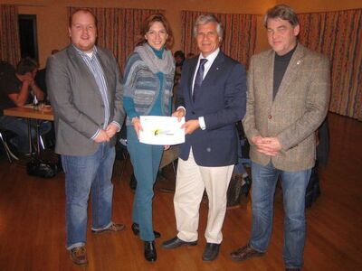 von links: Andreas Hundhausen, MdB Sabine Bätzing-Lichtenthäler. Dr. Ulrich Bernhardt (IHK), Bernd Becker